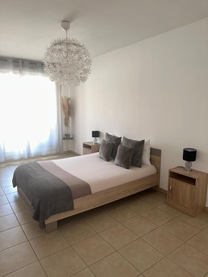 Superbe appartement tout équipé avec parking. Marsella Exterior foto