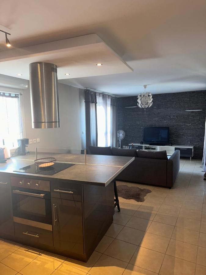 Superbe appartement tout équipé avec parking. Marsella Exterior foto